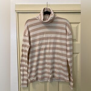 J Crew women’s turtleneck long sleeve shirt